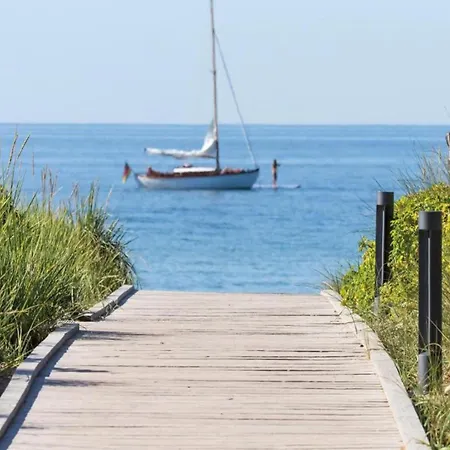 Beautiful In Damgarten With Garden